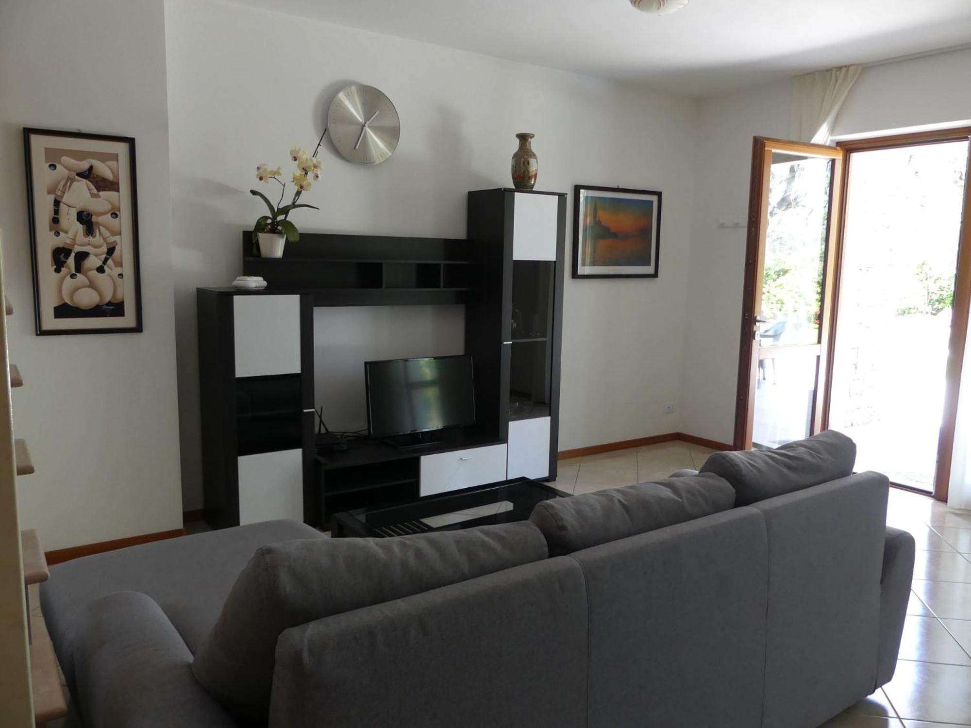 דירות מאלצ'סינה Casa Marisa מראה חיצוני תמונה