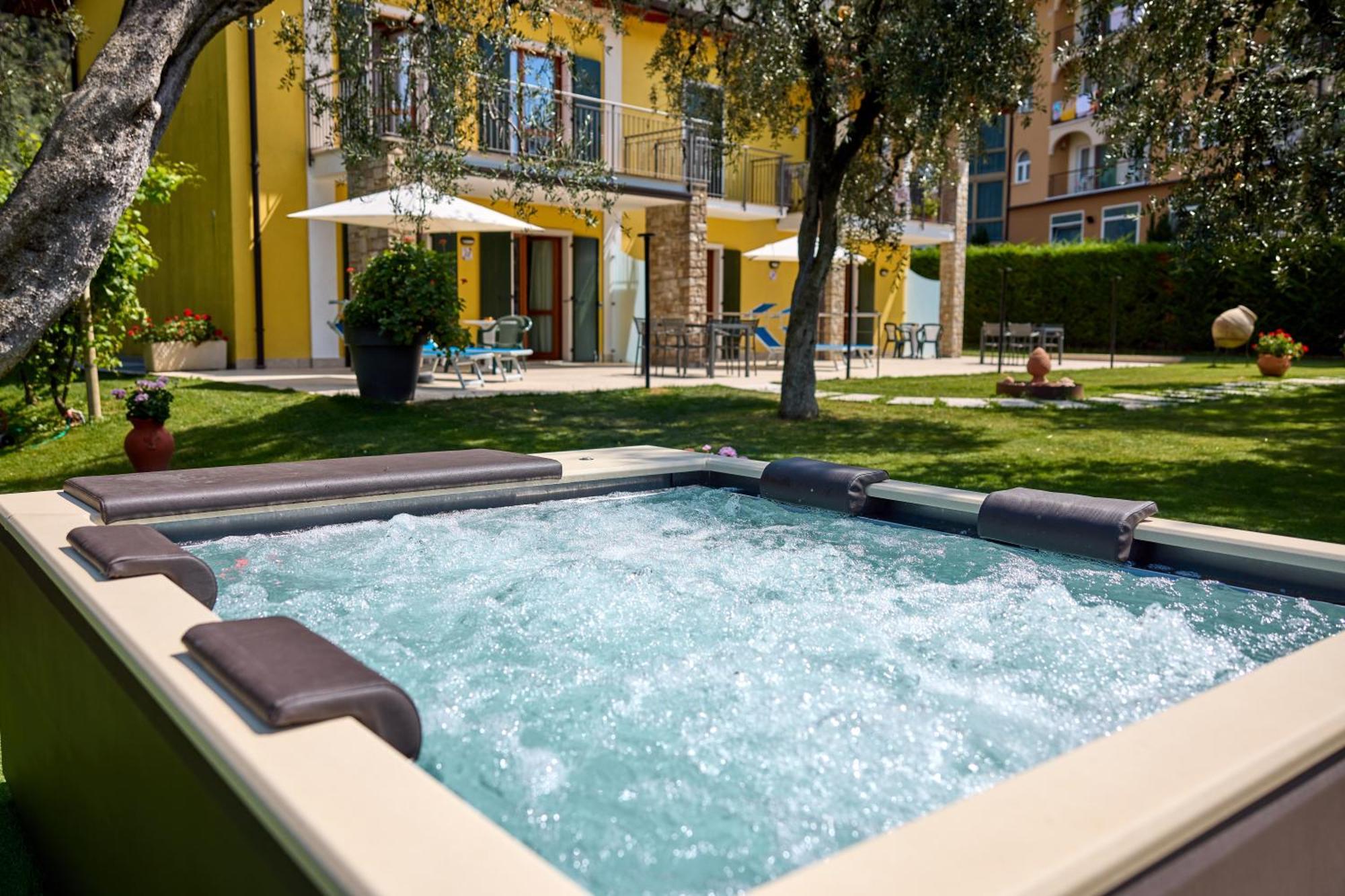 דירות מאלצ'סינה Casa Marisa מראה חיצוני תמונה
